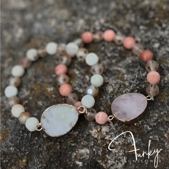 OUT OF STOCK Stone Beaded Bracelet - Picture 2 of 6